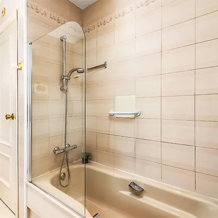 Edificio El Rey-2 By Interhome شقة *